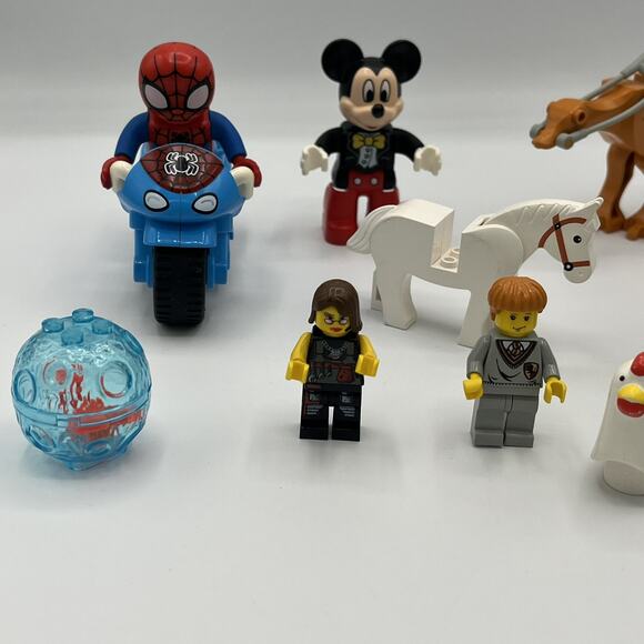 LEGO Mixed Figurine Lot Of 10 Horse, Mickey Mouse, Spider-Man, Owen & More!! - Picture 9 of 11